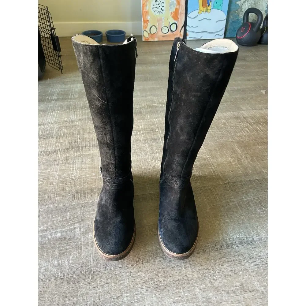 UGG Gellar Tall Boots Womens 7 Black Sheepskin Lined Suede Leather 1013196